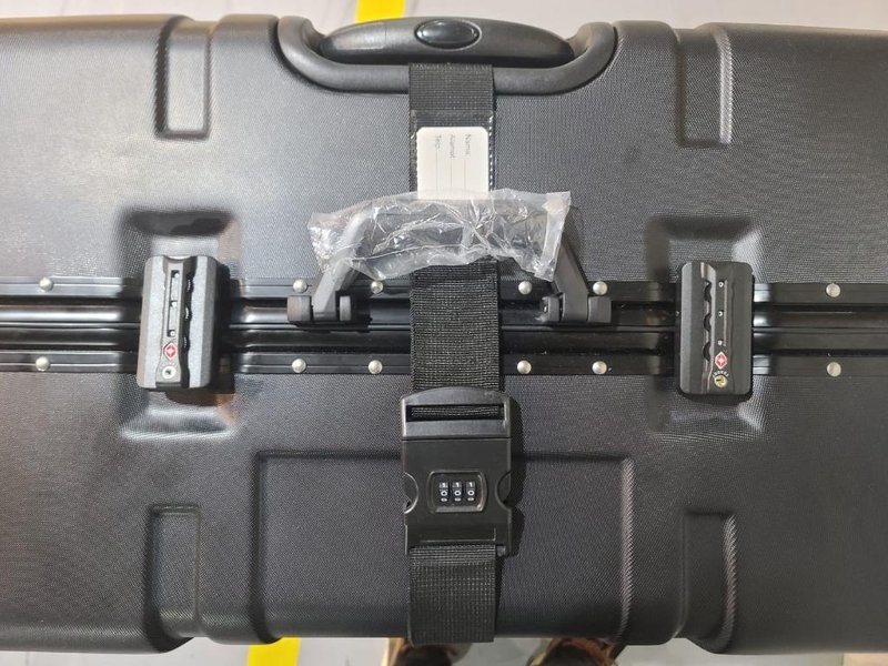 ELEMENT PIKES LUGGAGE